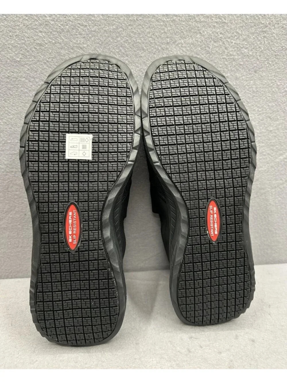 Skechers Mens 12 Shoes Urgran Slip Resistant Work Relaxed Fit Squad SR 200273BL